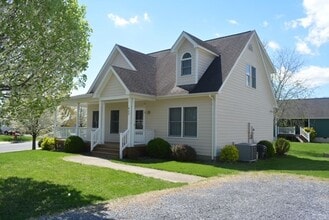 423 Wills Rd in Lexington, VA - Building Photo - Building Photo
