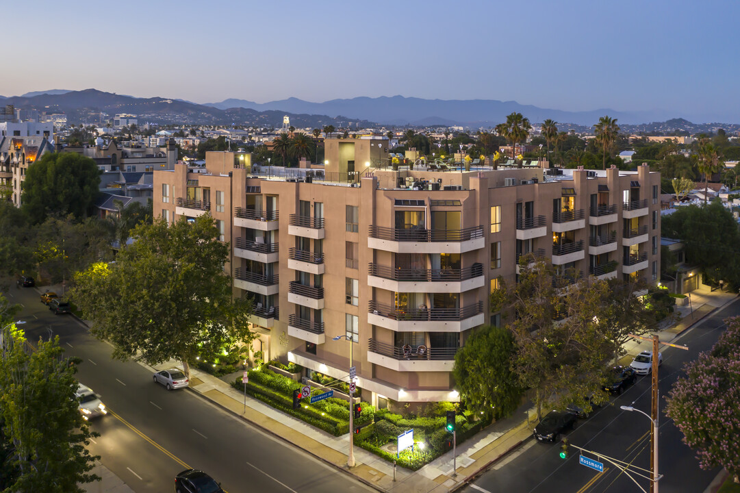 Chelsea Court Apartments in Los Angeles, CA - Foto de edificio