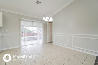 4312 13th St SW in Lehigh Acres, FL - Foto de edificio - Building Photo