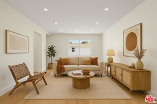 420 S Sepulveda Blvd in Los Angeles, CA - Building Photo