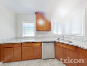 627 Pierce St, Unit 3 in Vallejo, CA - Building Photo - Building Photo