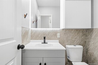 78 Maple Ave in New City, NY - Building Photo - Building Photo