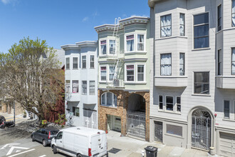 552-556 Filbert St in San Francisco, CA - Building Photo - Building Photo