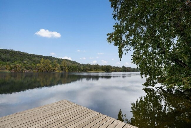 property at 10810 River Terrace Cir