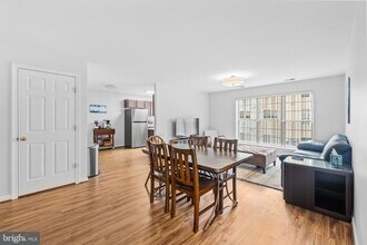 1130 Huntmaster Terrace NE in Leesburg, VA - Building Photo - Building Photo