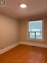 593 Bathurst St in Toronto, ON - Building Photo - Building Photo