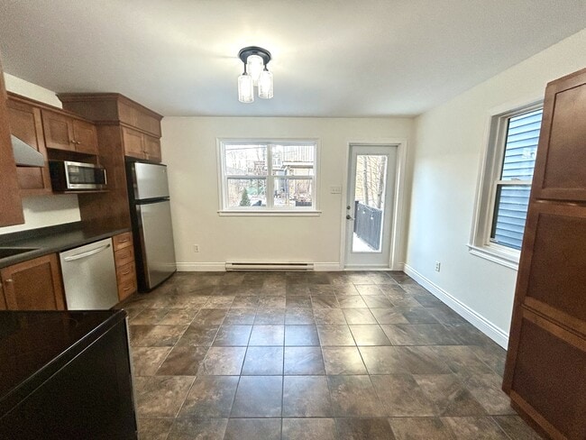 67 Springdale St in St John's, NL - Building Photo - Building Photo