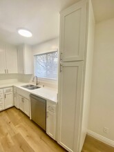 1101 Lincoln Blvd, Unit 1B in Santa Monica, CA - Foto de edificio - Building Photo