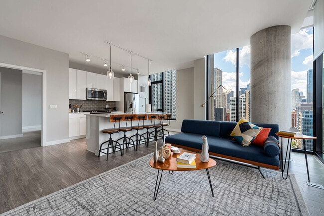 833 N Clark St in Chicago, IL - Building Photo - Building Photo