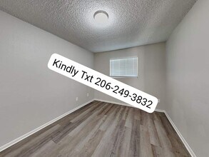 5909 W Nancy Rd in Glendale, AZ - Building Photo - Building Photo