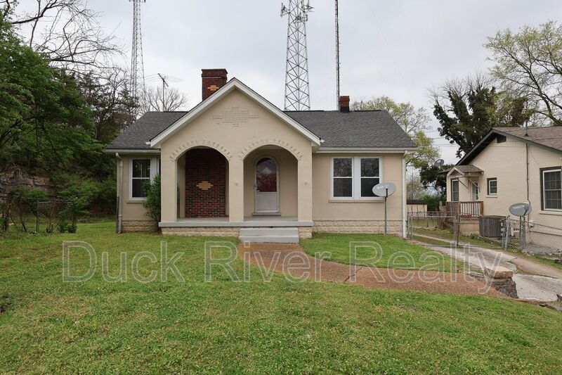 504 W 6th St in Columbia, TN - Building Photo