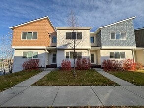 11540 Grand Cyn Lp in Anchorage, AK - Building Photo - Building Photo