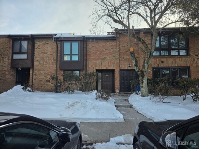 161 Willowbrook Dr in North Brunswick, NJ - Building Photo - Building Photo