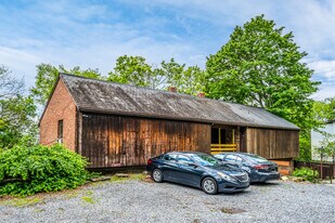 1530 Barr Ave in Pittsburgh, PA - Building Photo