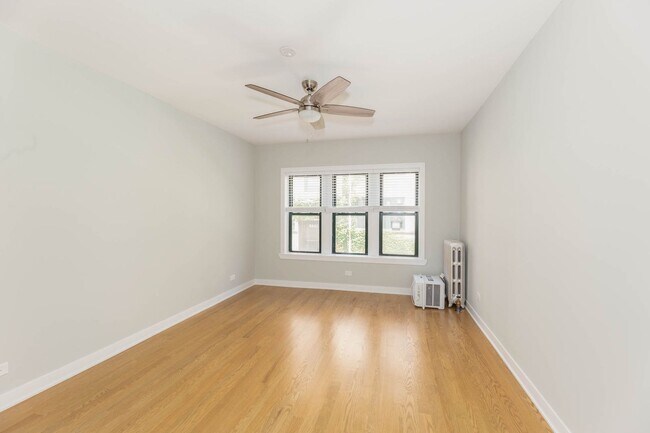 4840 N Wolcott Ave, Unit GDN in Chicago, IL - Foto de edificio - Building Photo