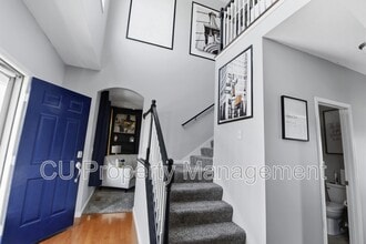 2950 E Stone Creek Blvd in Urbana, IL - Building Photo - Building Photo