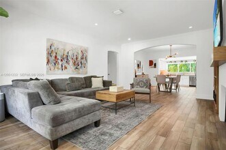 2311 SW 9th Ave in Miami, FL - Building Photo - Building Photo