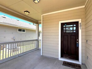 801 Alamo Plaza Dr in Cedar Park, TX - Building Photo - Building Photo