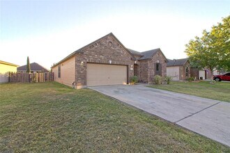 2239 Howry Dr in Georgetown, TX - Building Photo - Building Photo