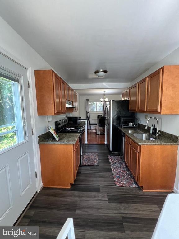 property at 9004 Brightlea Ct