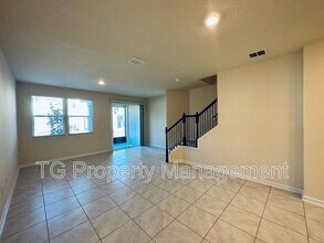 70 Oarsman Xing Dr in St. Augustine, FL - Foto de edificio - Building Photo