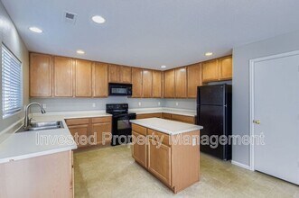 11853 Bolton Cir in Parker, CO - Building Photo - Building Photo