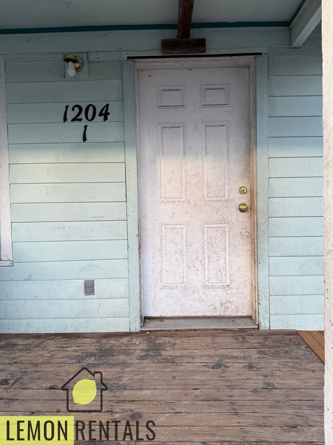 property at 1204 S 7th St