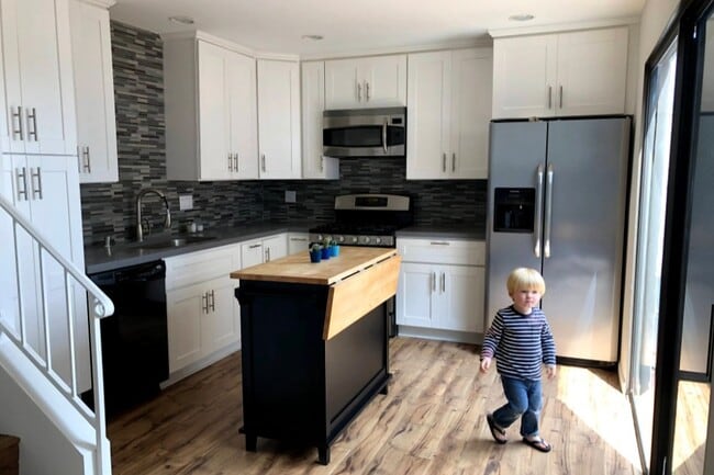 property at 1460 Manhattan Beach Blvd