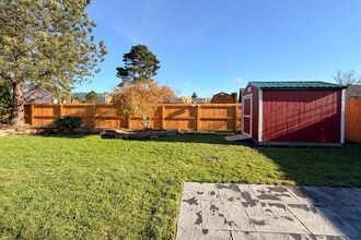 2414 48th Ave in Longview, WA - Building Photo - Building Photo