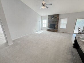 8058 Arbor Ponds Terrace in New Kent, VA - Building Photo - Building Photo