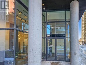 180 George St in Ottawa, ON - Building Photo - Building Photo