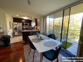 70 Park St, Unit 65 in Brookline, MA - Building Photo - Building Photo