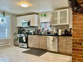 8 Eulita Terrace in Boston, MA - Building Photo - Building Photo