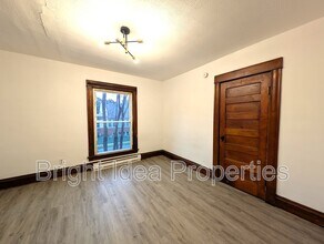 2709 Stevens Ave in Minneapolis, MN - Building Photo - Building Photo