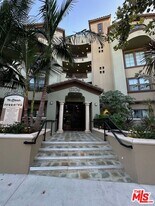 12104 Hoffman St in Los Angeles, CA - Building Photo