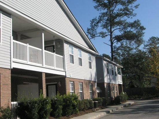 Deerwood Place in Columbia, SC - Building Photo