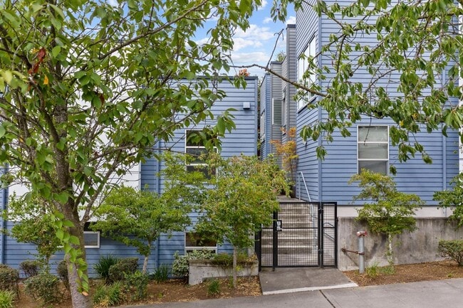 1800 11th Ave in Seattle, WA - Building Photo - Building Photo