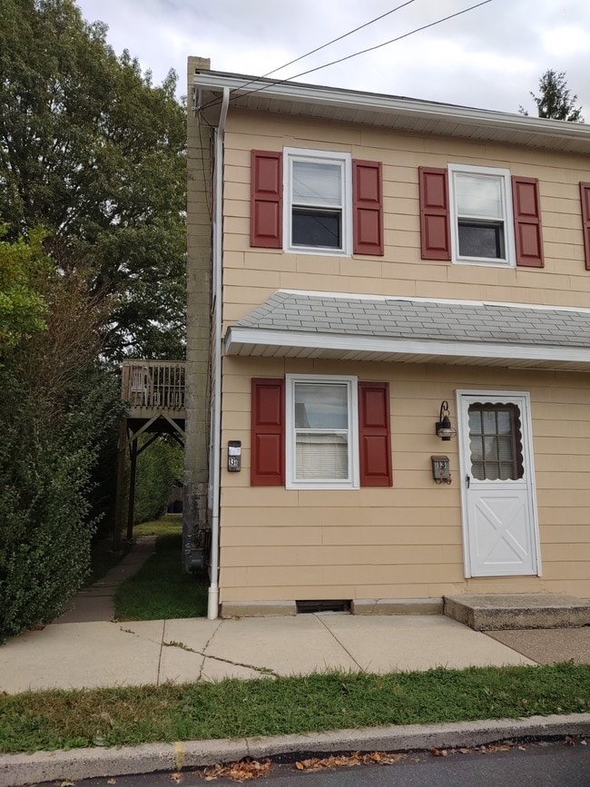 13 Cameron Ave, Unit 13A
