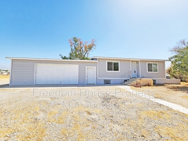 property at 7701 S Arabian Way