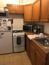 48 Elm St-Unit -C in Morristown, NJ - Building Photo - Building Photo