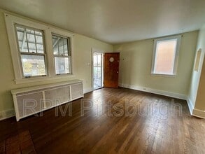 3306 Shady Ave Ext in Pittsburgh, PA - Building Photo - Building Photo