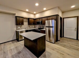 Kingswood Village in Tumwater, WA - Building Photo - Building Photo