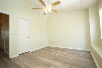 8130 Rudolph Rd in Charlotte, NC - Building Photo - Building Photo