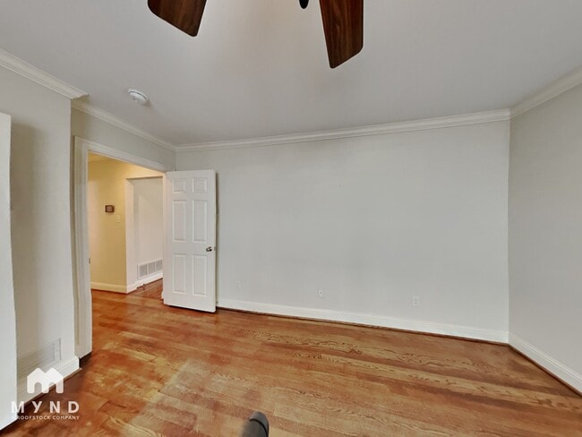 6111 Ellsworth Ave in Dallas, TX - Foto de edificio - Building Photo