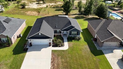 8097 Silver Maple Dr in Milton, FL - Building Photo - Building Photo
