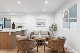 6719 Ben Ave in Los Angeles, CA - Building Photo - Building Photo