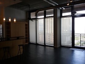 175 2nd St S in St. Petersburg, FL - Building Photo