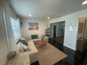 130 W 23rd St, Unit 1605 in West Palm Beach, FL - Building Photo - Building Photo
