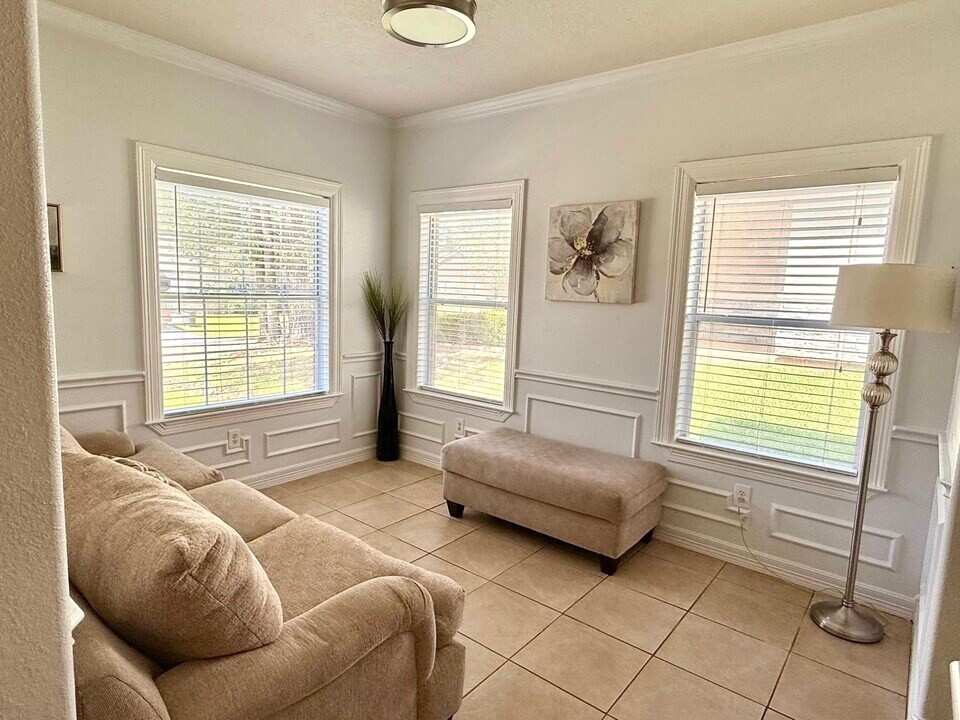 13314 Hilton Head Dr in Montgomery, TX - Building Photo