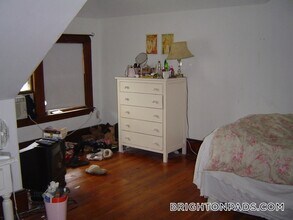 46 Mapleton St, Unit 2 in Boston, MA - Building Photo - Building Photo